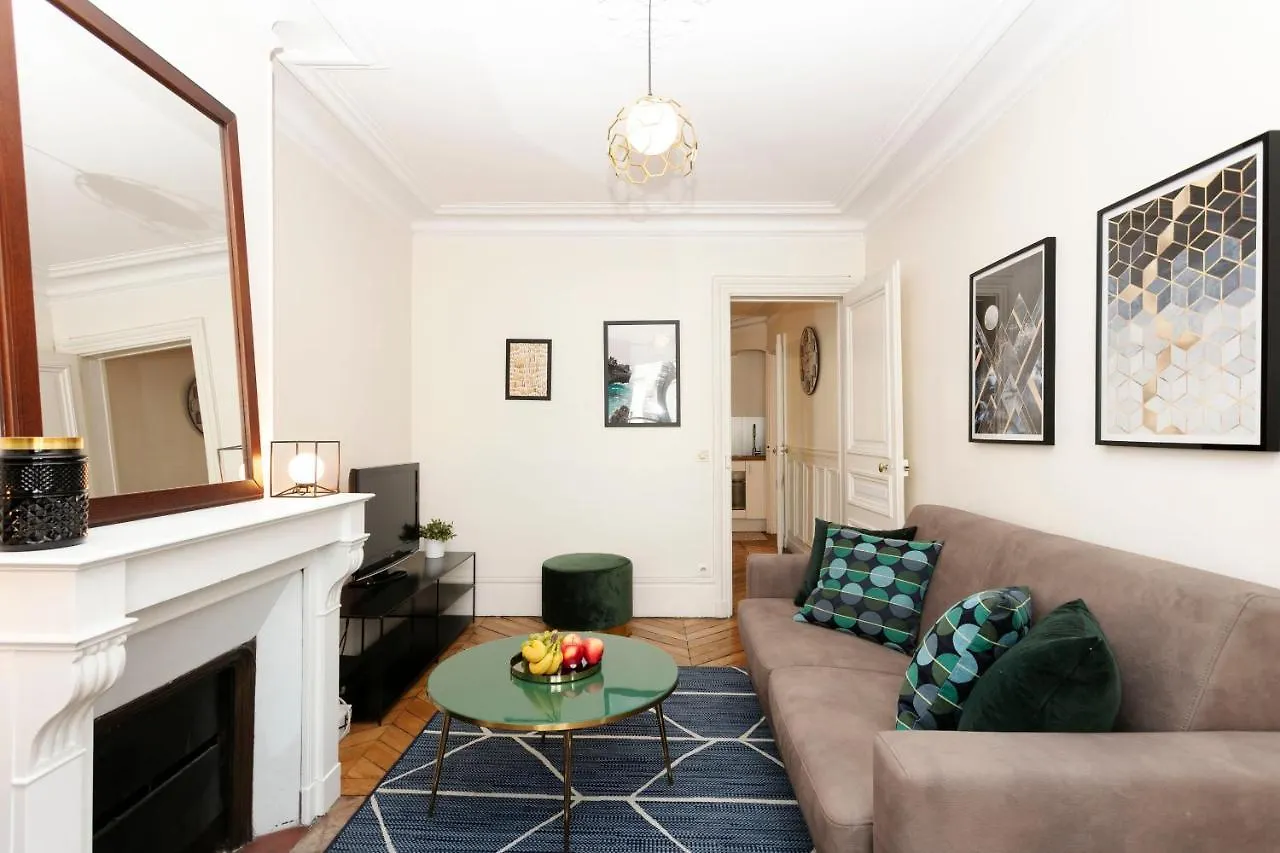 Latin Quarter With Balcony - Cityapartmentstay Paris France