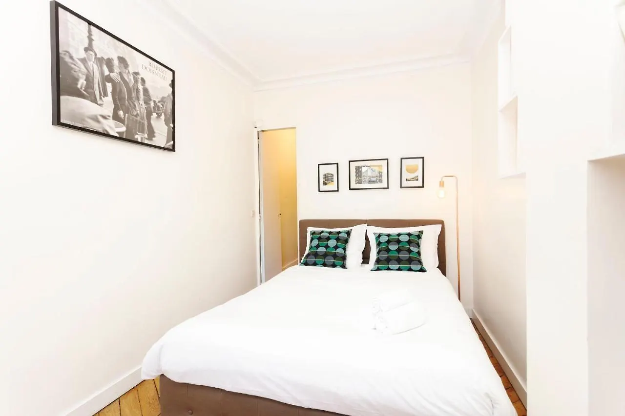 Latin Quarter With Balcony - Cityapartmentstay Paris Apartment