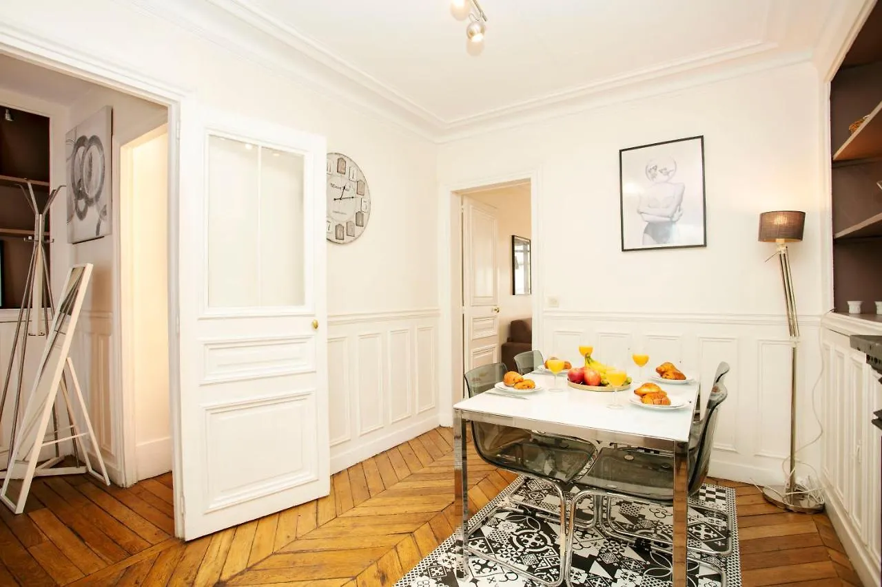 Latin Quarter With Balcony - Cityapartmentstay Paris France