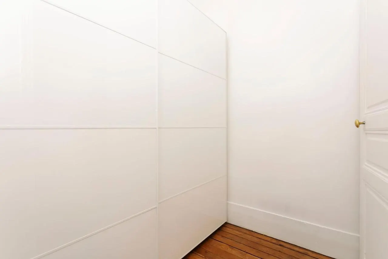 Latin Quarter With Balcony - Cityapartmentstay Paris Apartment