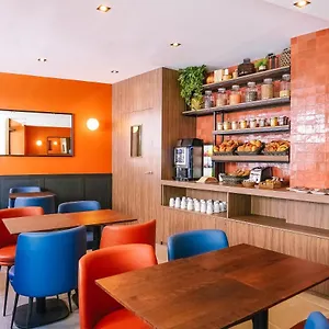 Timhotel Le Louvre Hotel
