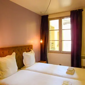  Apartment 301 - Confort Au Coeur De 5 - Flat-guest